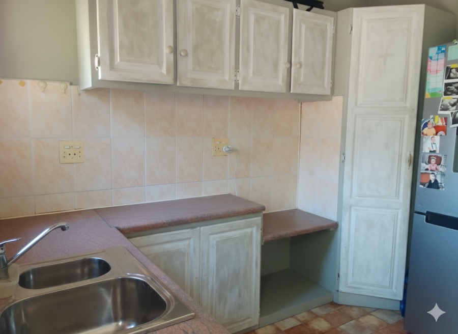 5 Bedroom Property for Sale in Protea Park North West